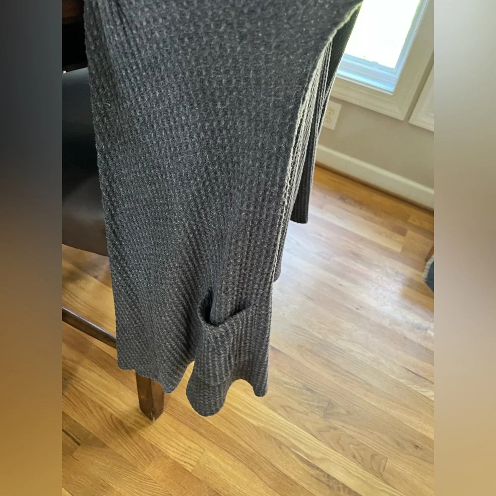 Sweater Bundle - Picture 6 of 8